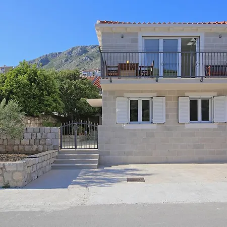 River Rose Mokošica