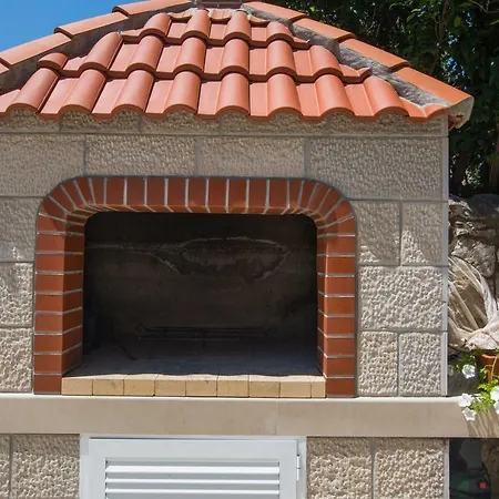 River Rose Mokošica